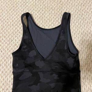 Lululemon top